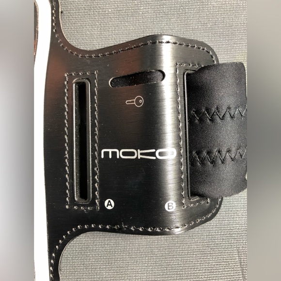 $9 or 2/$15 NEW Phone Holder - Picture 5 of 7